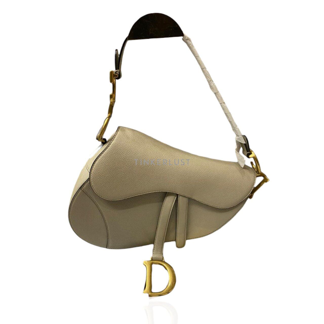 Beige dior saddle bag best sale